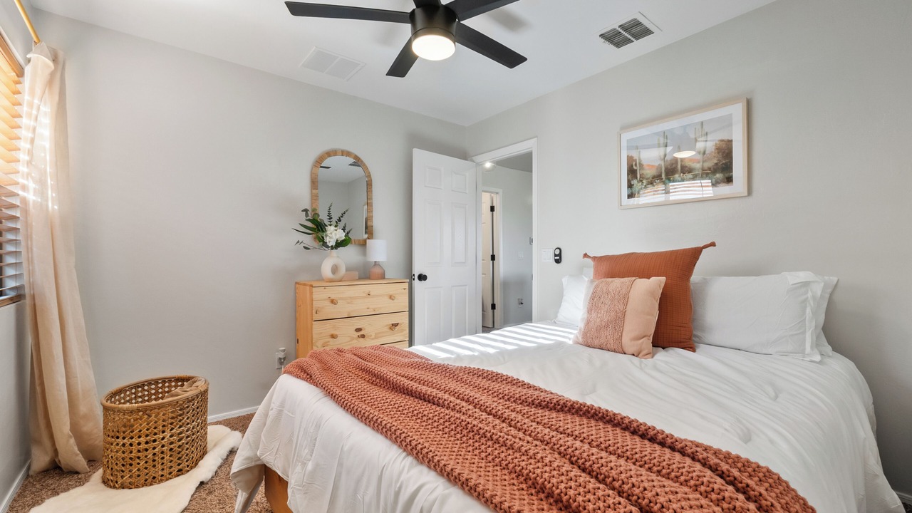 Photo of Bedroom in Green Valley