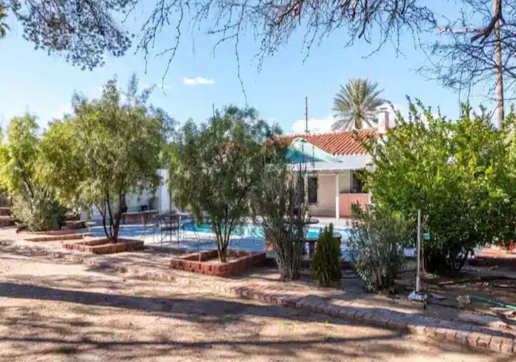 Photo of Outdoor in Sam Hughes