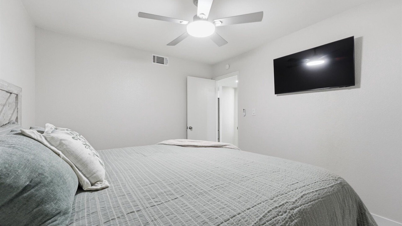 Photo of Bedroom in Bellair
