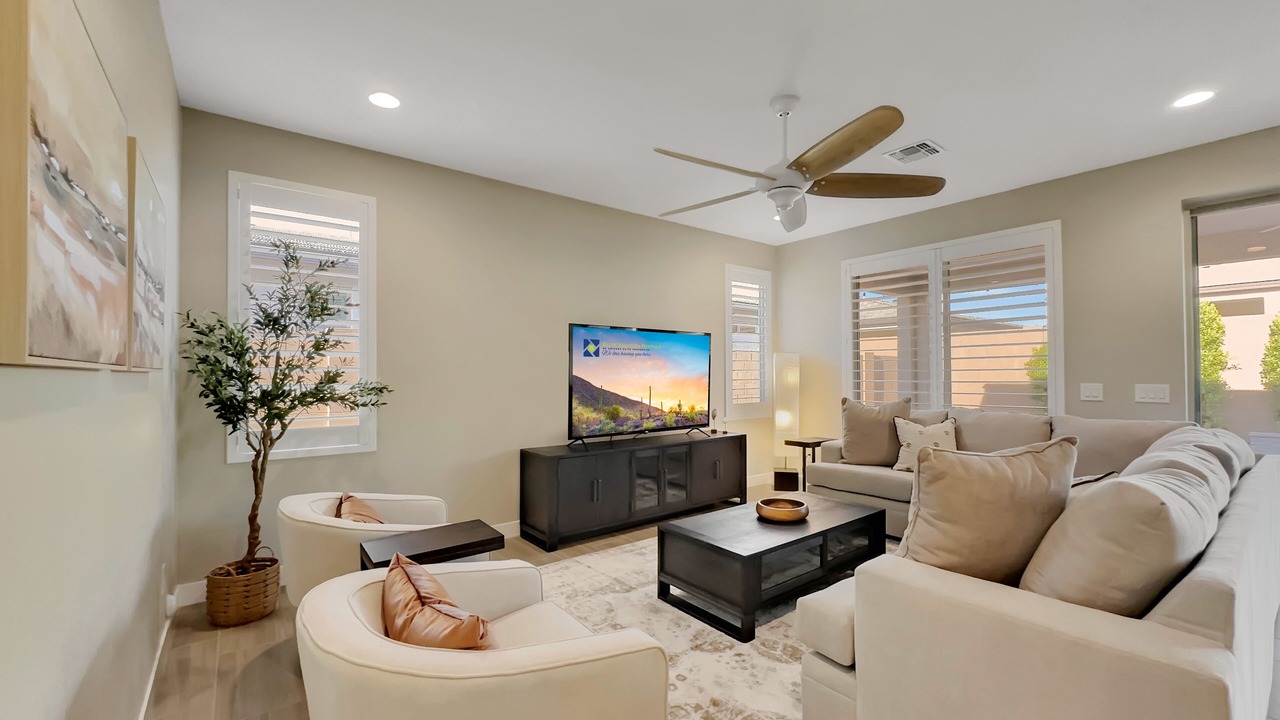 Photo of Livingroom in San Tan Valley