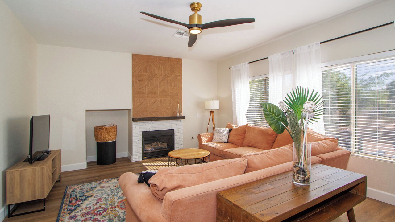 Photo of Livingroom in San Tan Valley