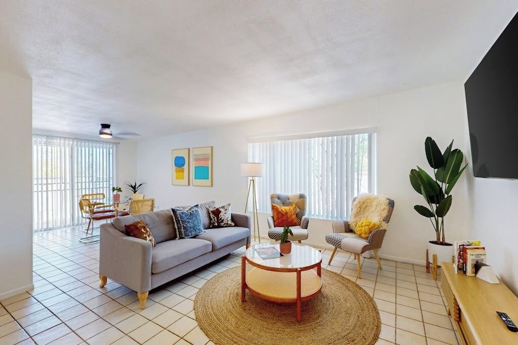 Photo of Livingroom in Tucson
