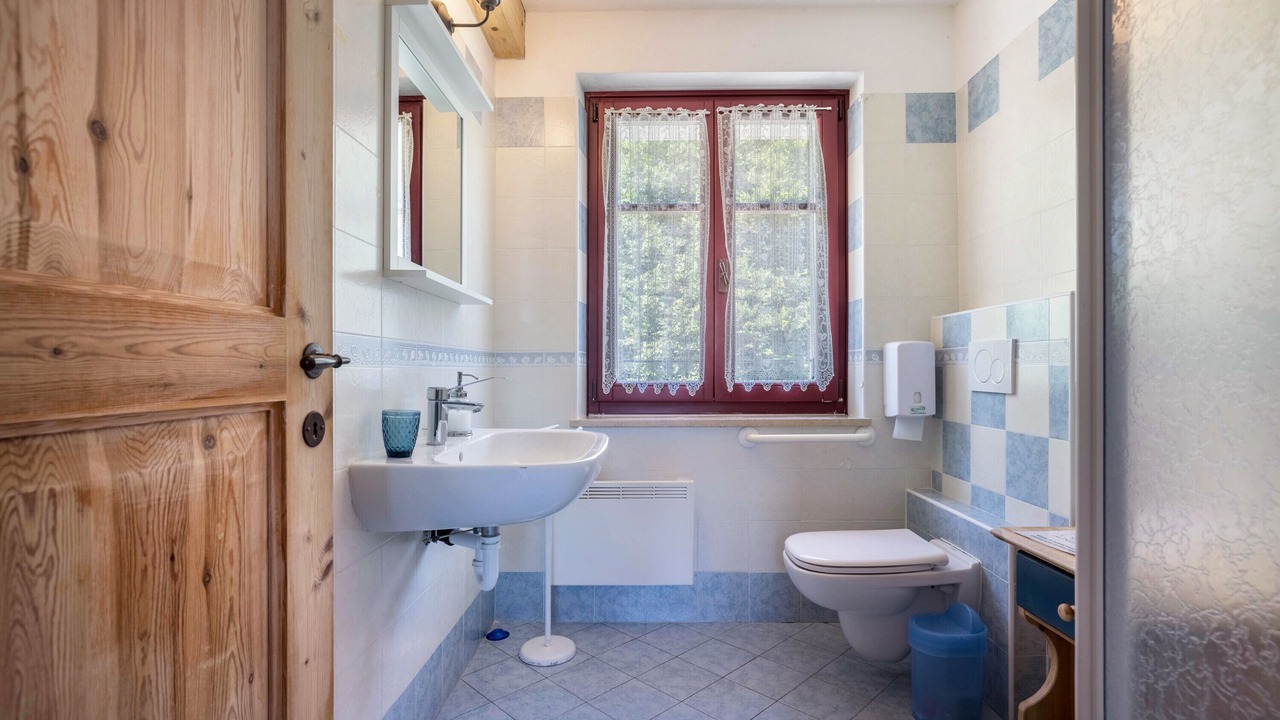 Photo of Bathroom in Ala