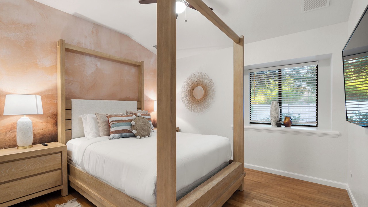Photo of Bedroom in La Paz At Desert Springs