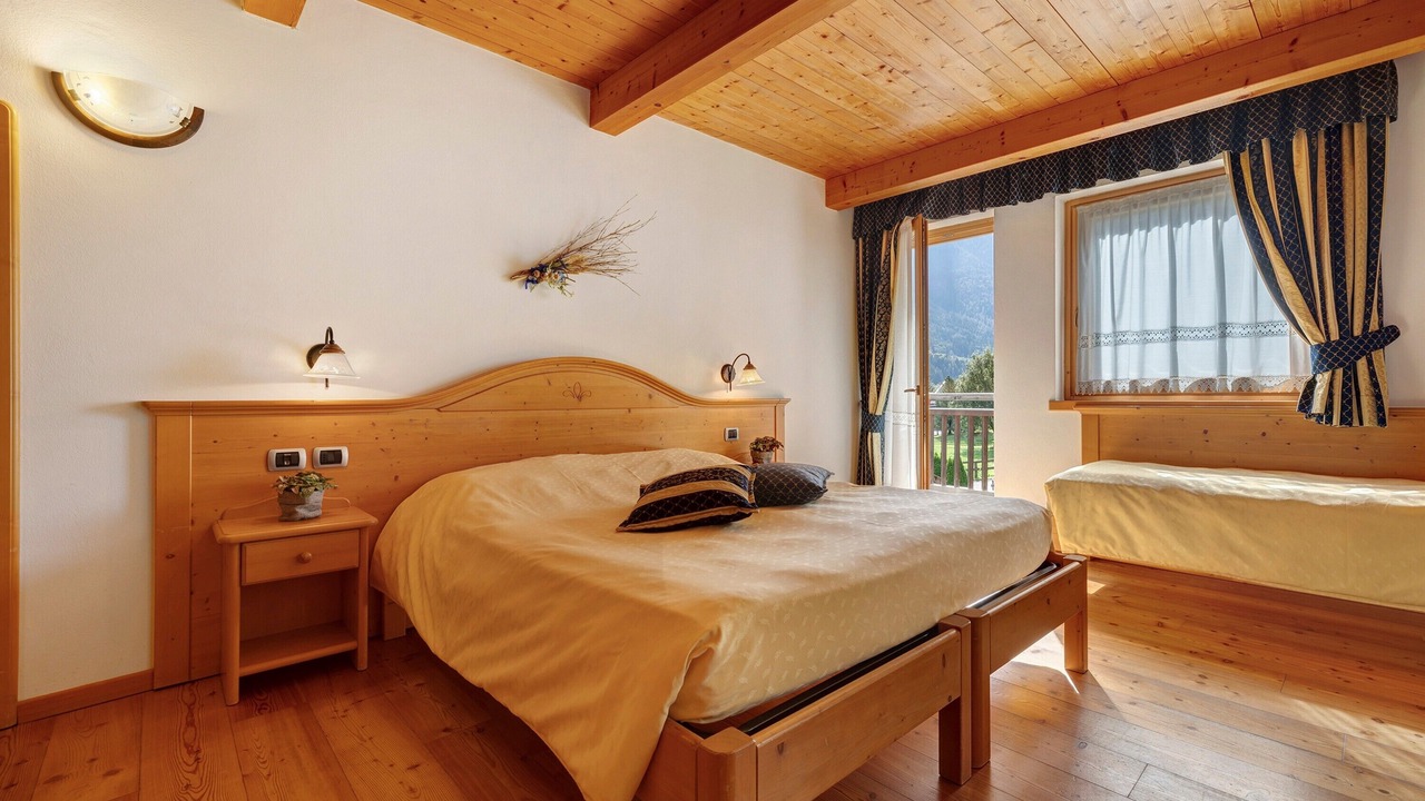Photo of Bedroom in Caderzone Terme