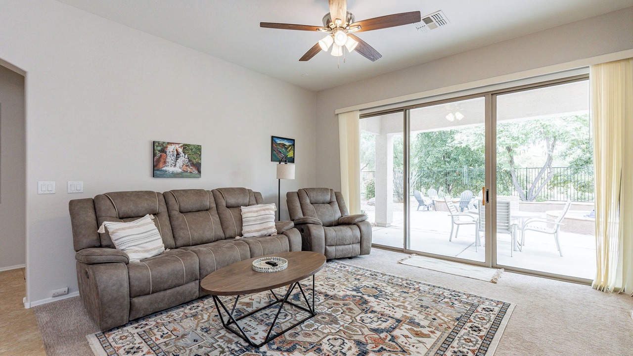 Photo of Livingroom in Sonoran Foothills