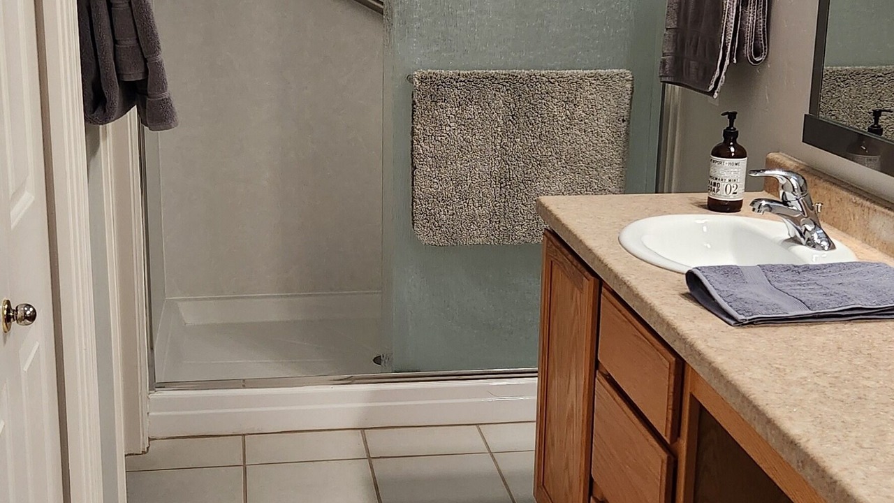 Photo of Bathroom in The Bluffs