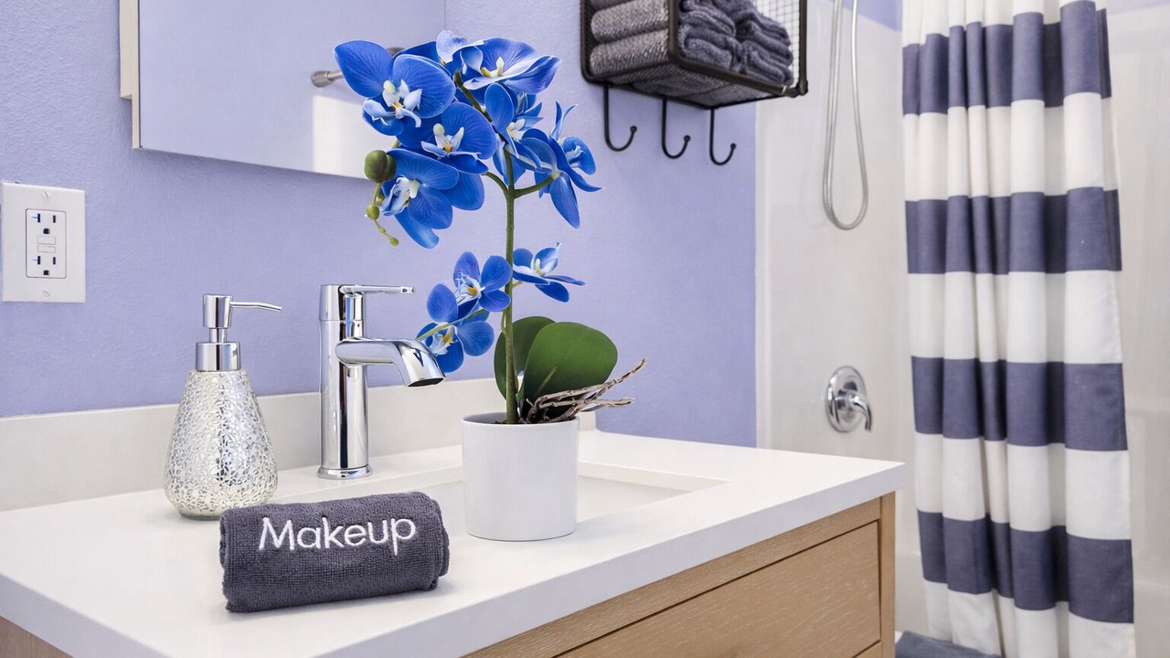 Photo of Bathroom in Page