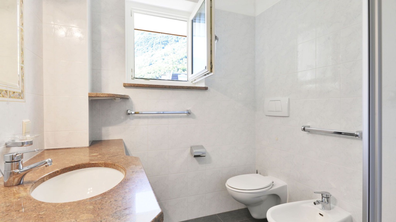 Photo of Bathroom in Andriano