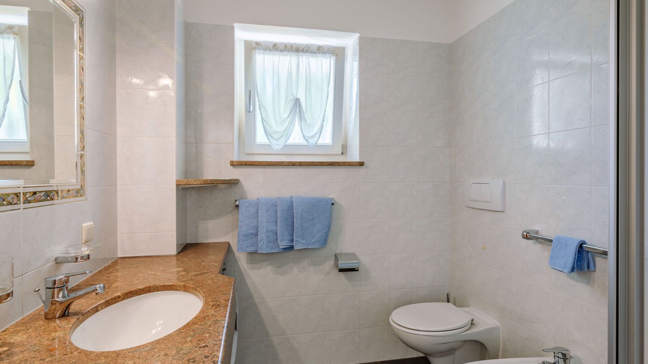 Photo of Bathroom in Andriano