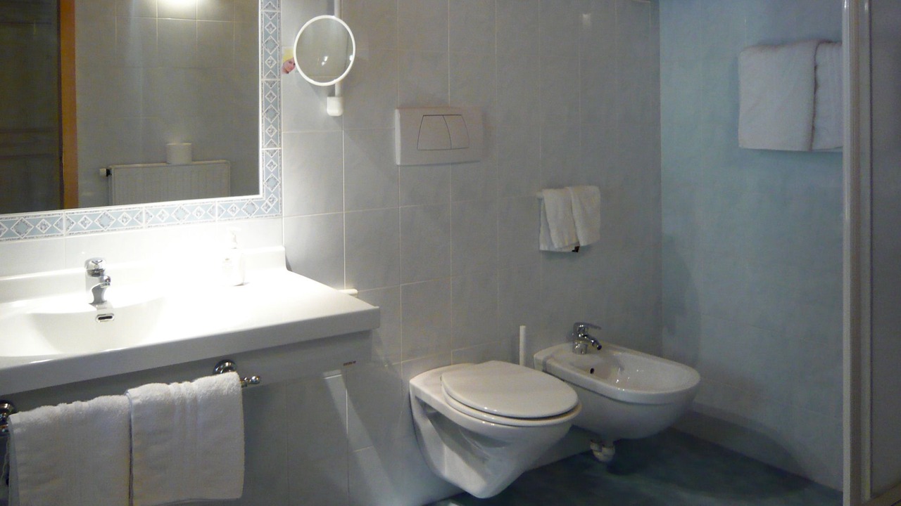 Photo of Bathroom in Postal