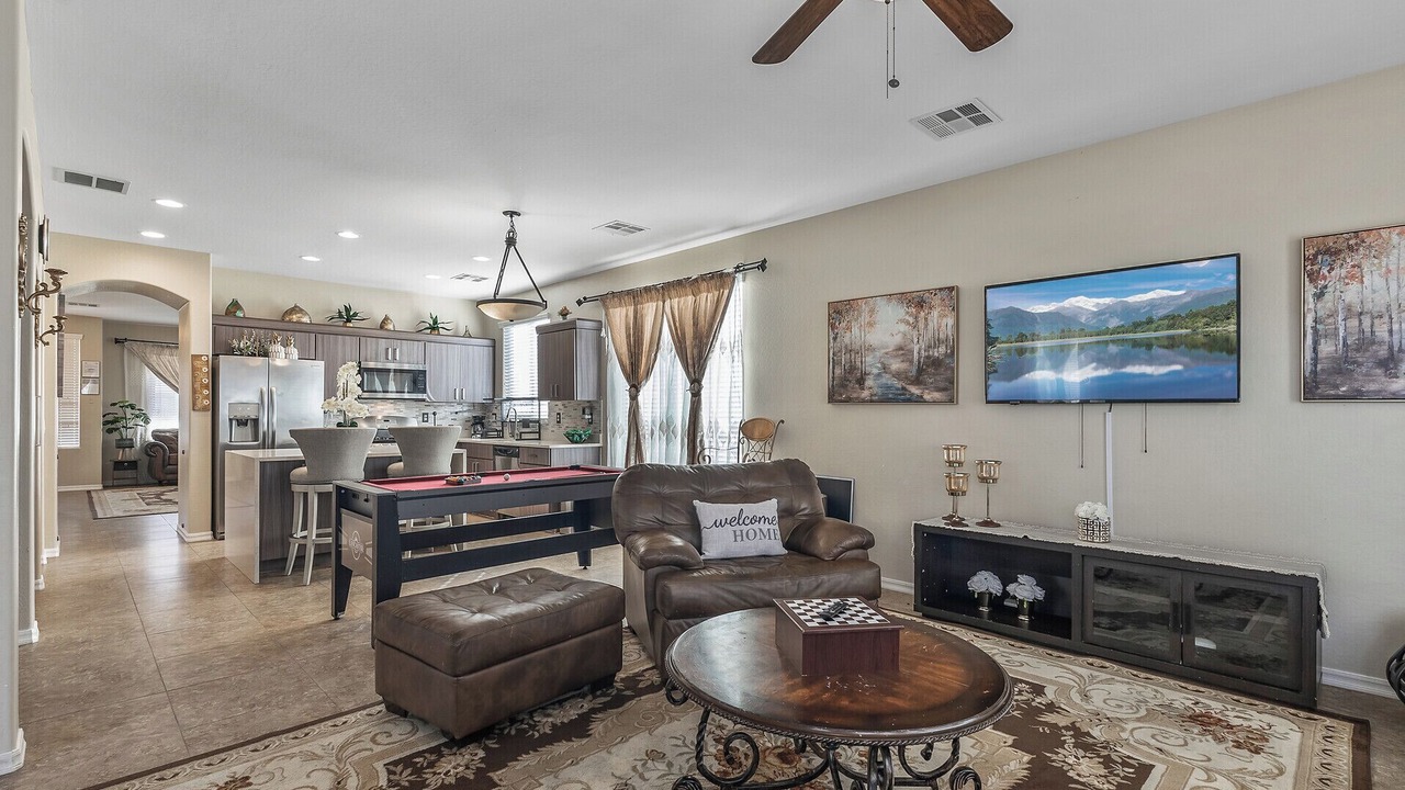 Photo of Livingroom in Royal Ranch