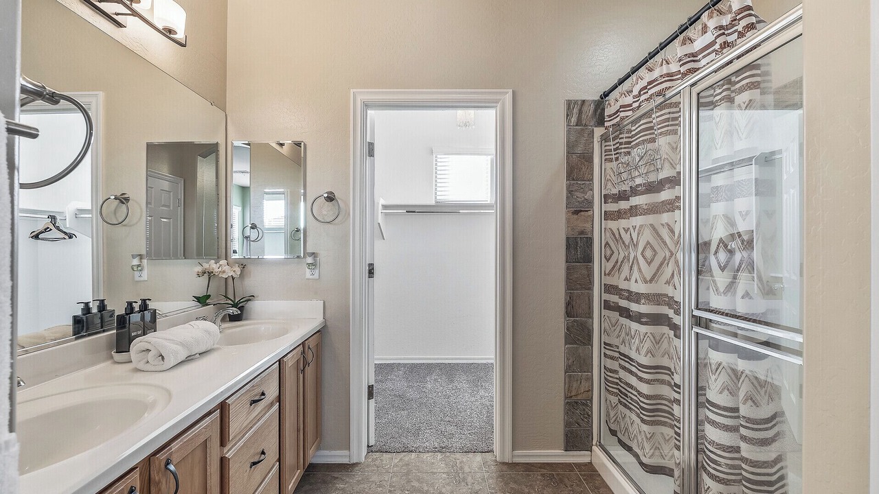 Photo of Bathroom in Royal Ranch