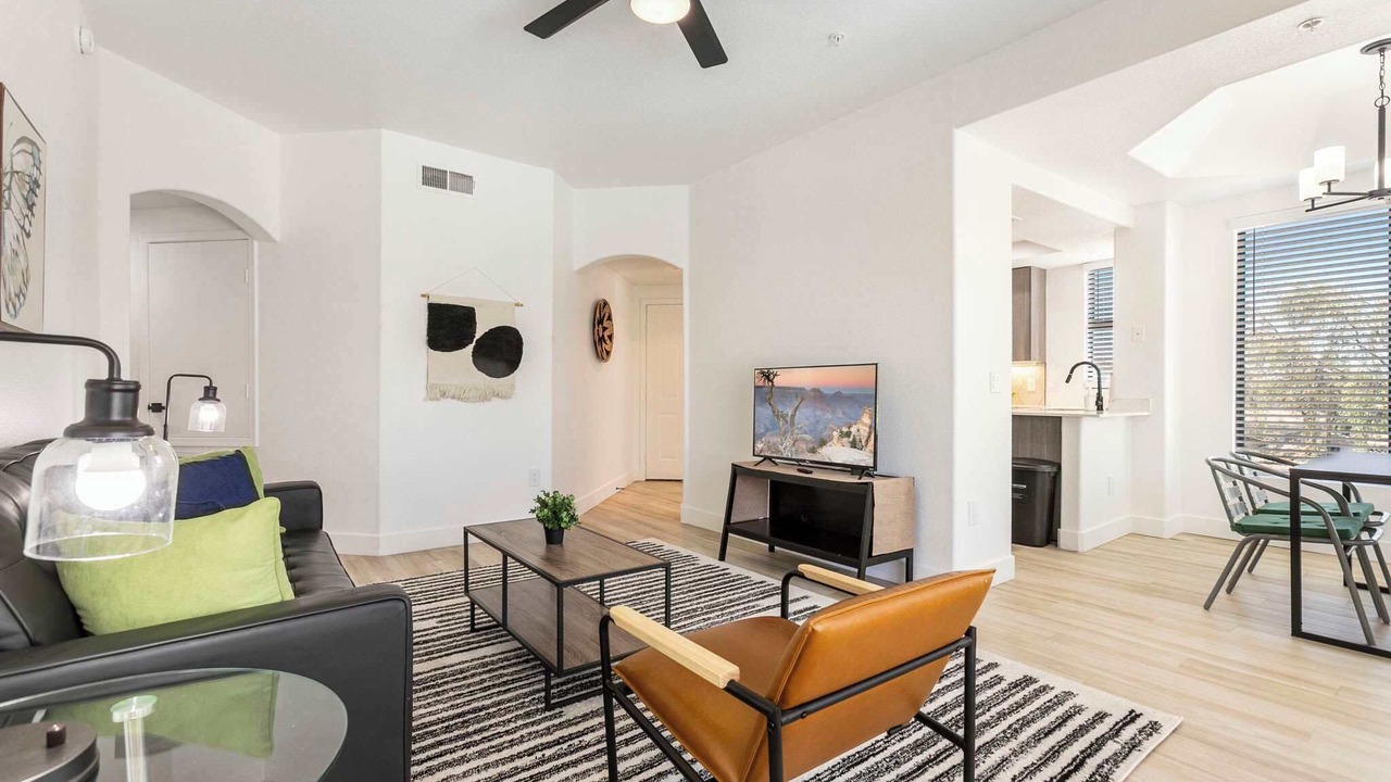 Photo of Livingroom in Desert Paradise Estates