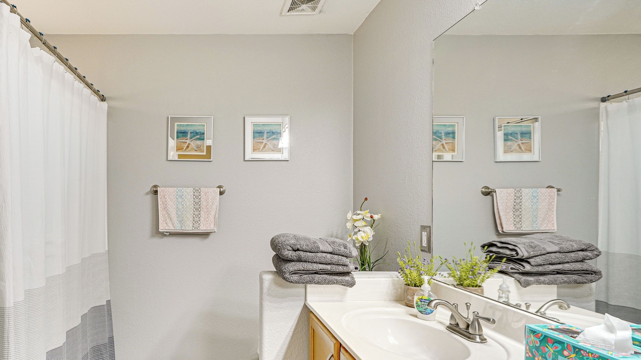 Photo of Bathroom in Cortaro
