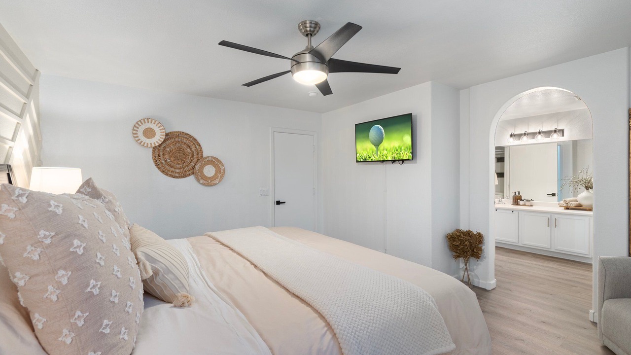 Photo of Bedroom in Greenfield Lakes