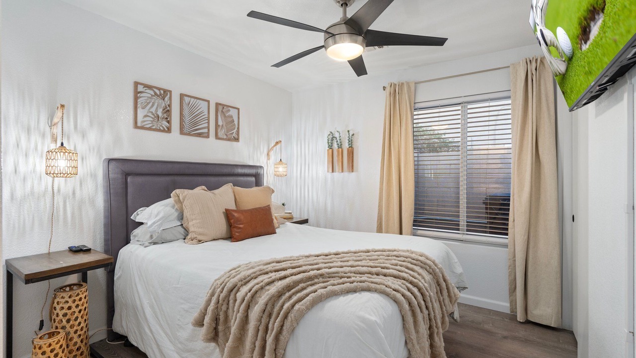 Photo of Bedroom in Greenfield Lakes