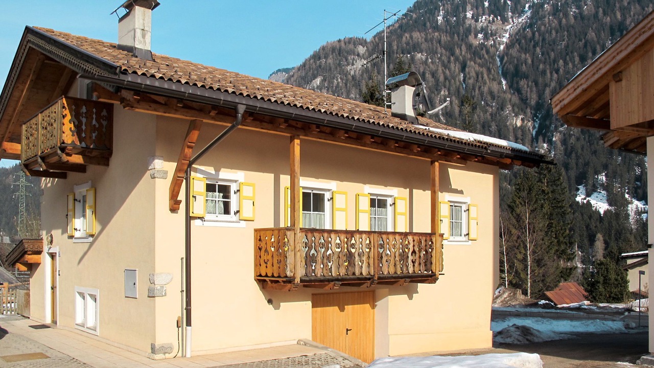 Photo of Outdoor in Pera
