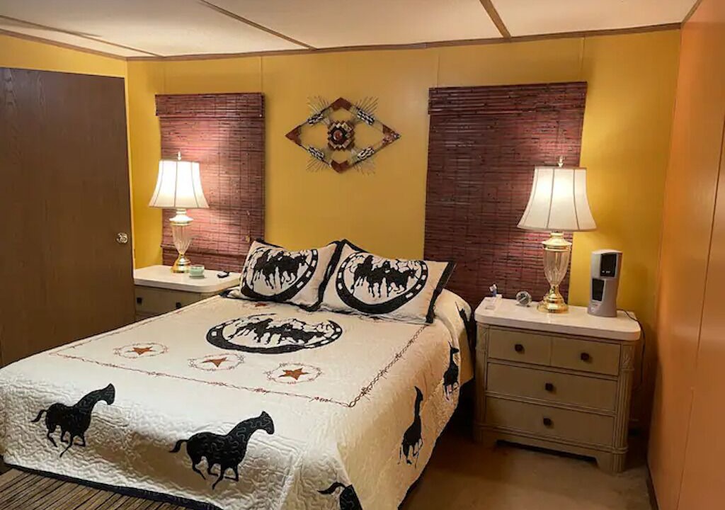 Photo of Bedroom in Meadview