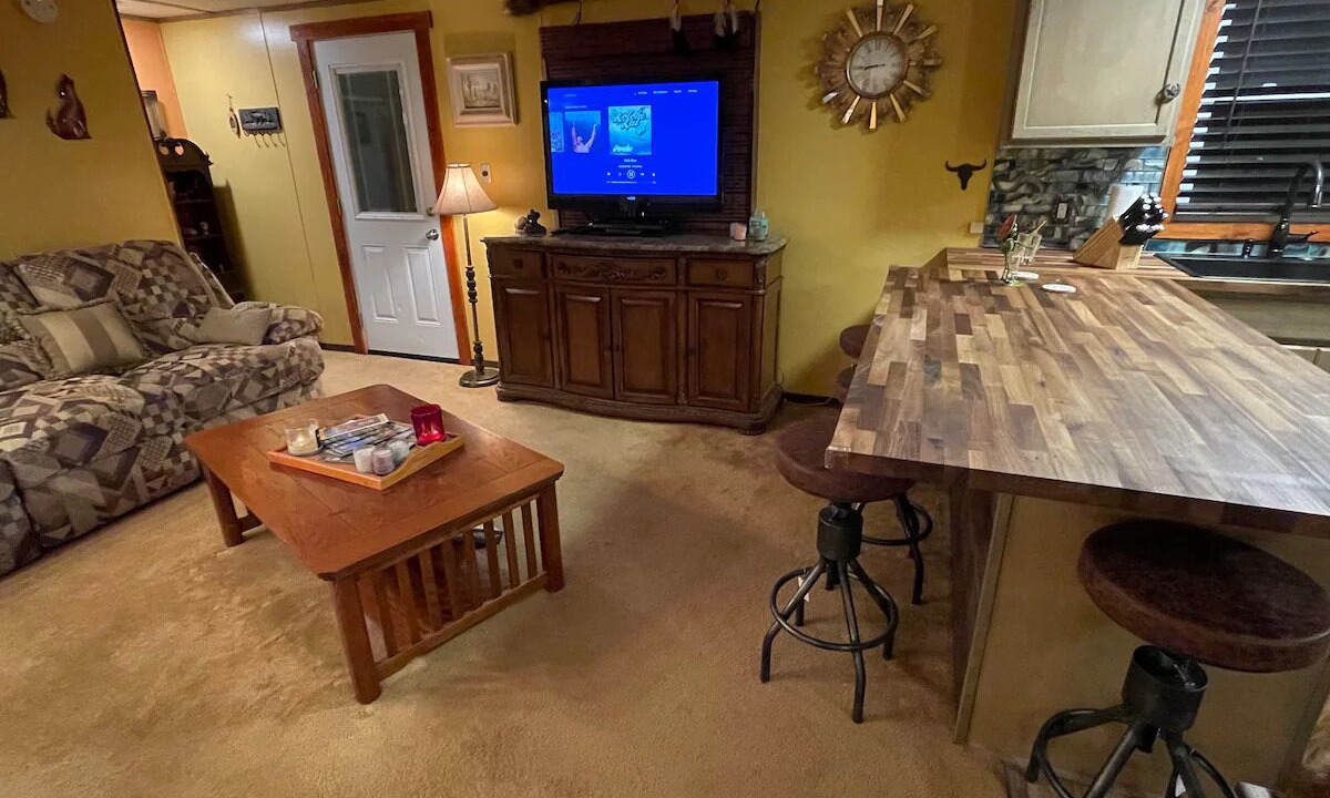 Photo of Livingroom in Meadview