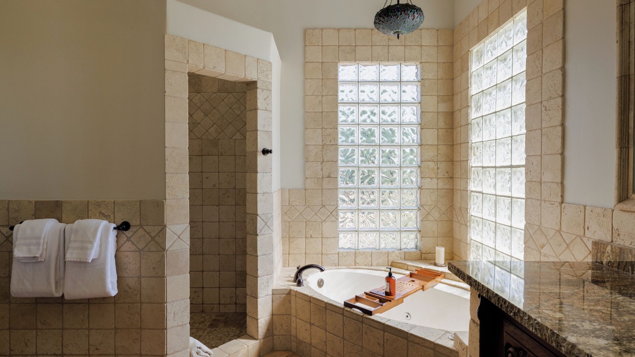 Photo of Bathroom in Leigh Estates