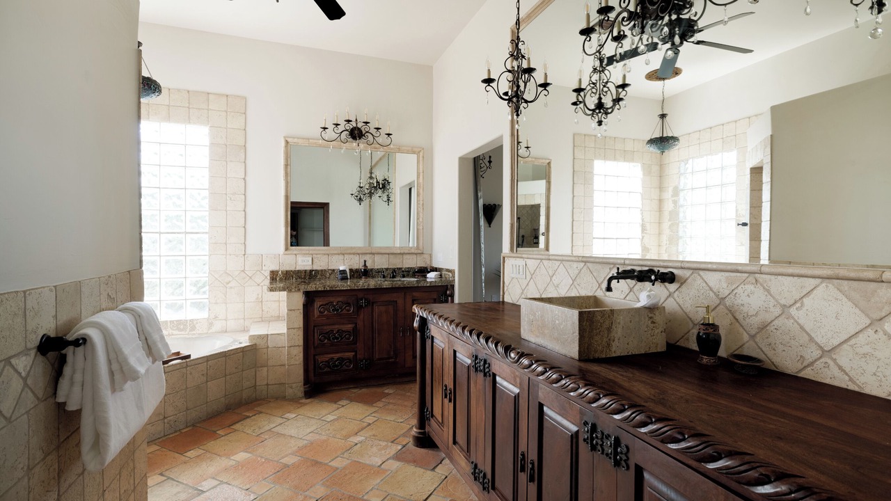 Photo of Bathroom in Leigh Estates