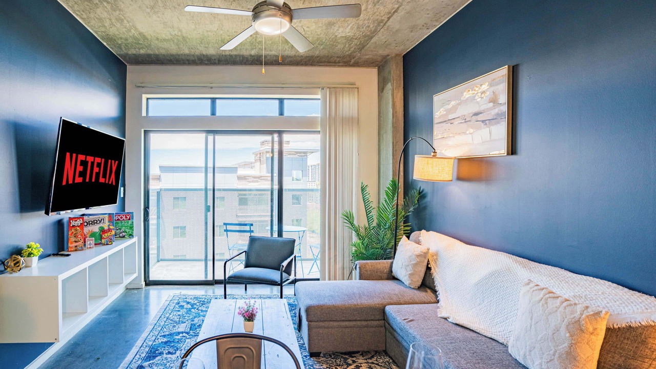Photo of Livingroom in Evans Churchill