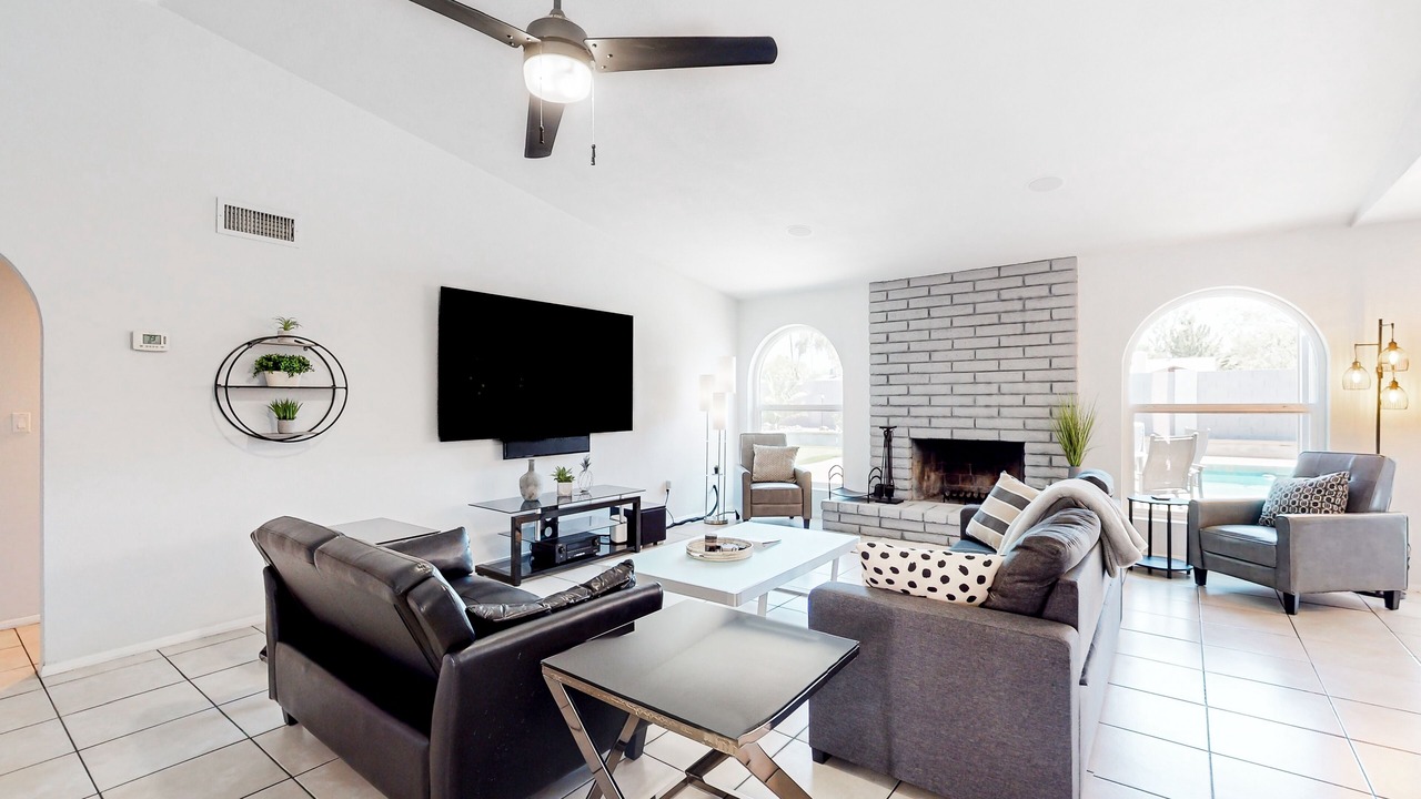 Photo of Livingroom in La Paz At Desert Springs