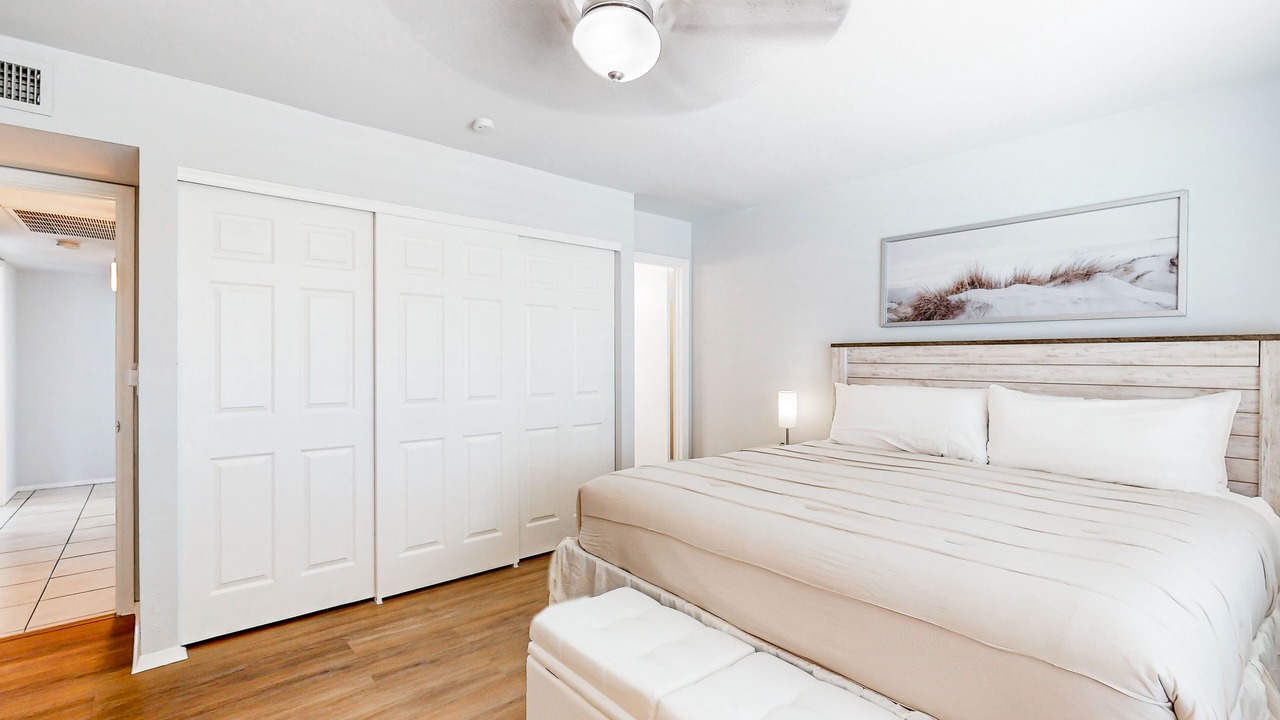 Photo of Bedroom in La Paz At Desert Springs