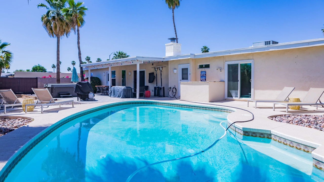 Photo of Outdoor in Raskin Estates
