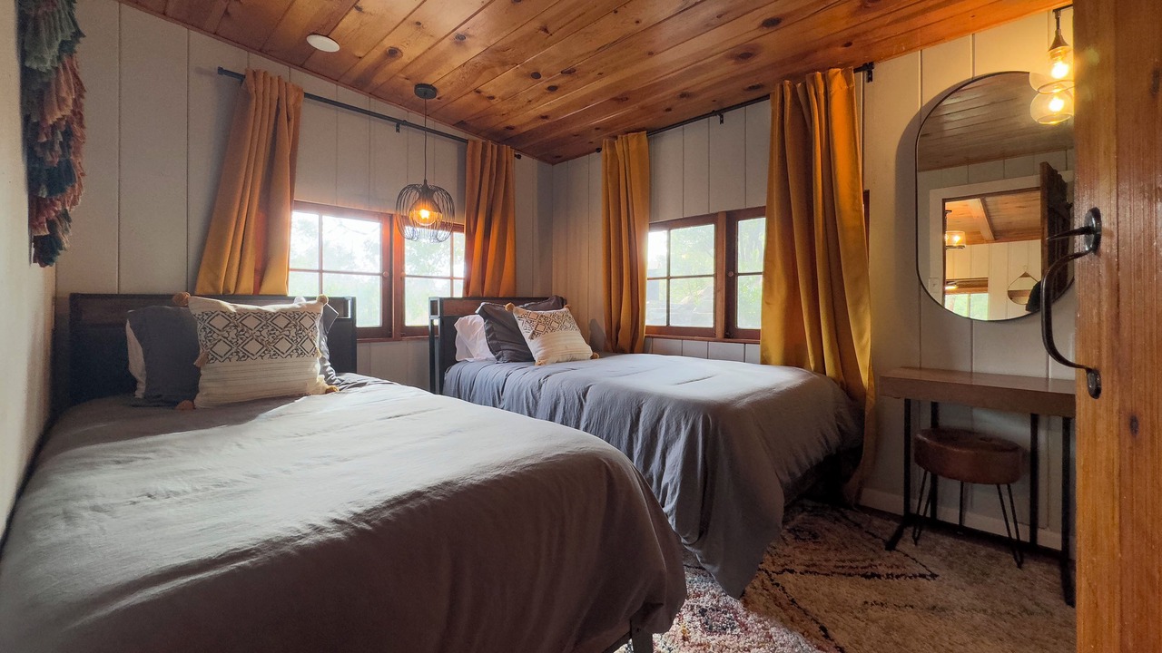 Photo of Bedroom in Mountain Club