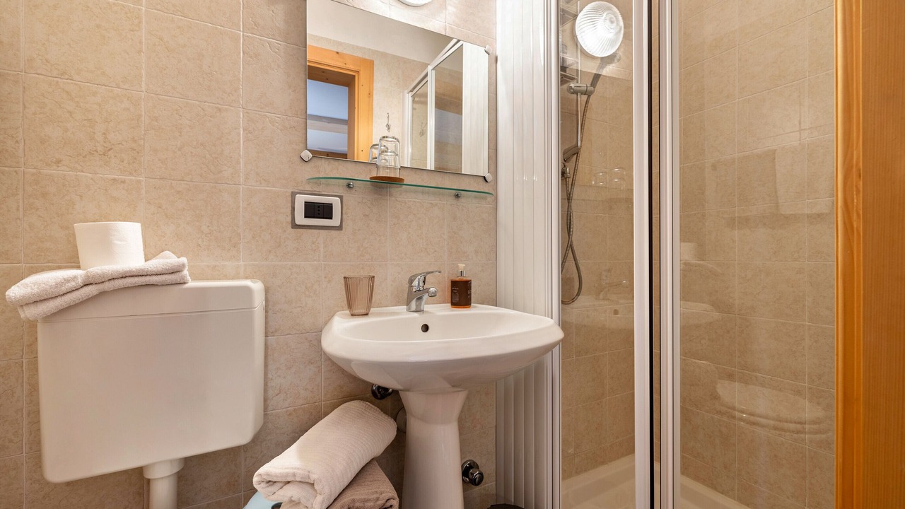 Photo of Bathroom in Brentonico