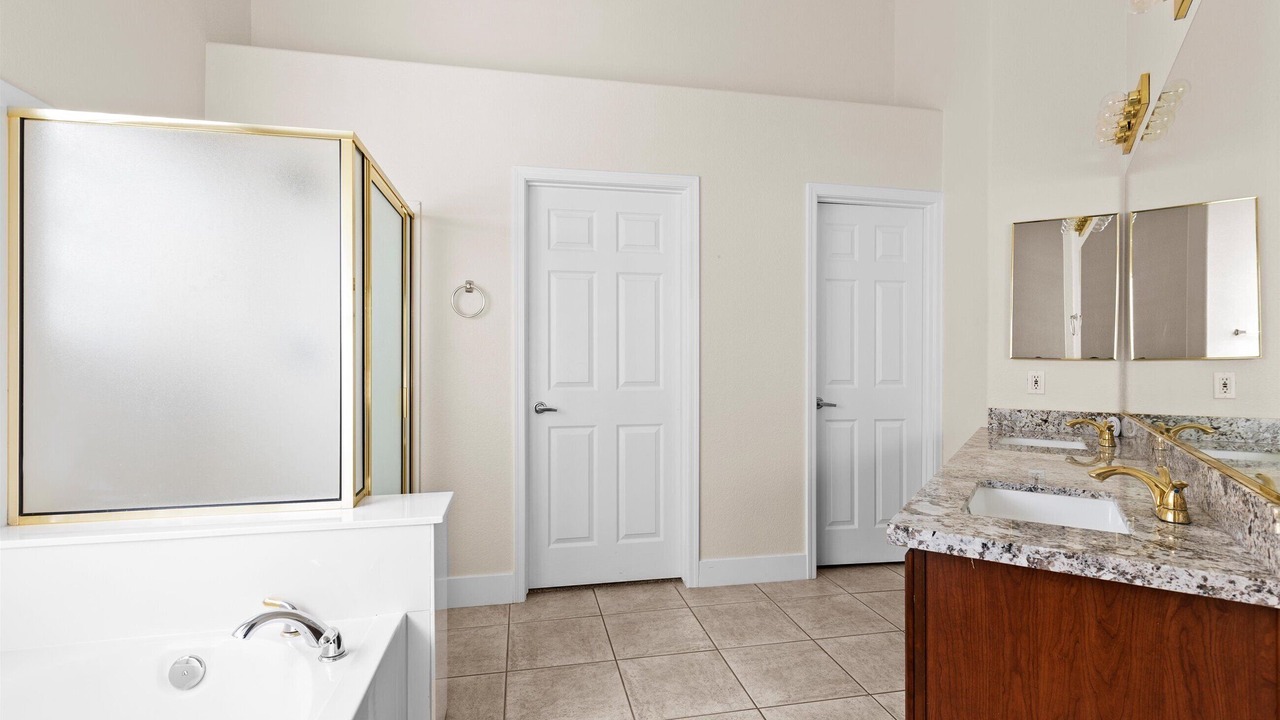 Photo of Bathroom in Entrada