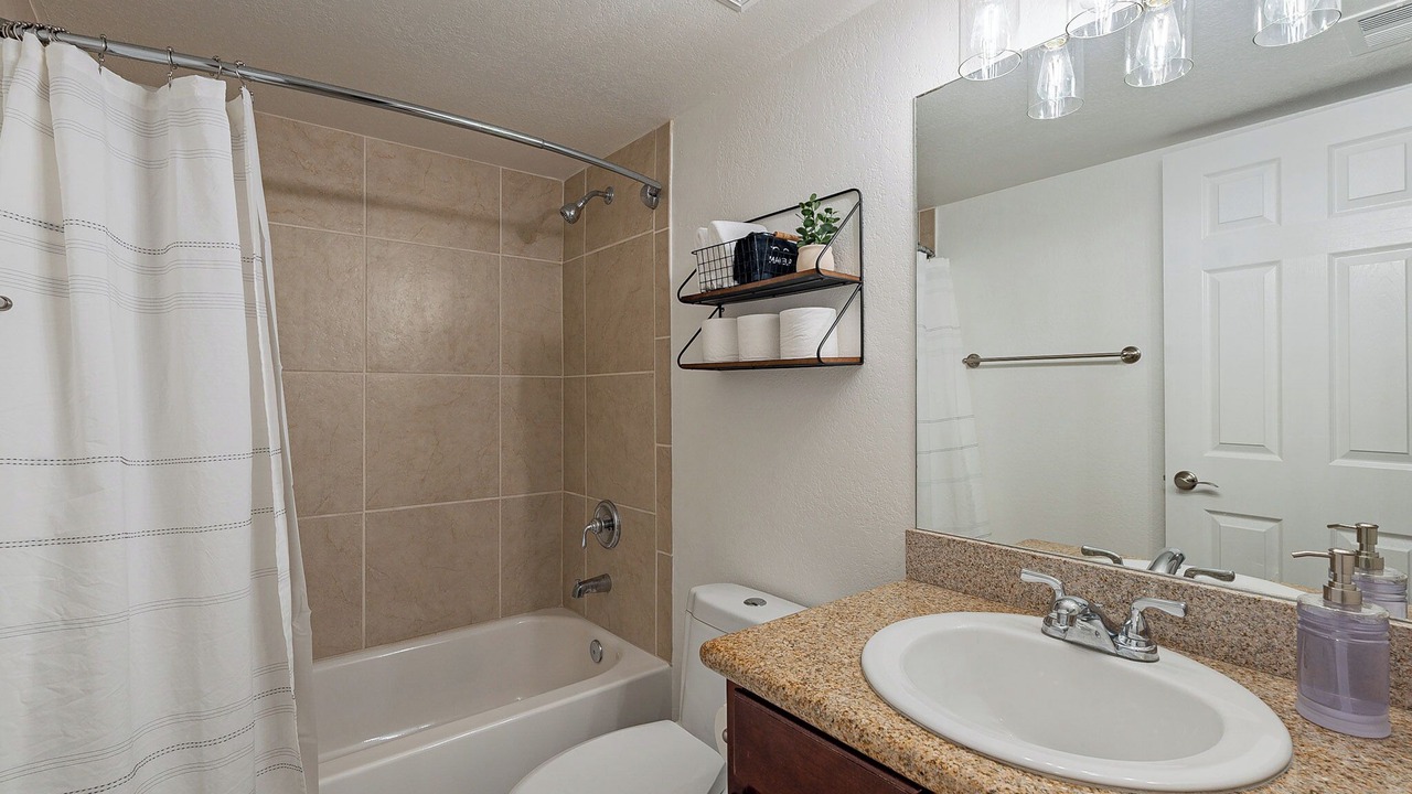 Photo of Bathroom in Trail West