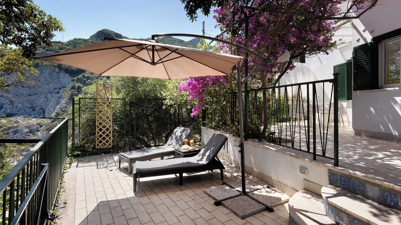 Photo of Patio Balcony in Erchie