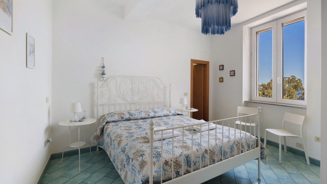 Photo of Bedroom in Erchie