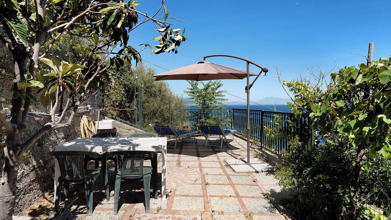 Photo of Outdoor in Erchie