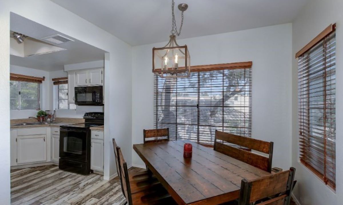 Photo of Others in La Tierra Estates