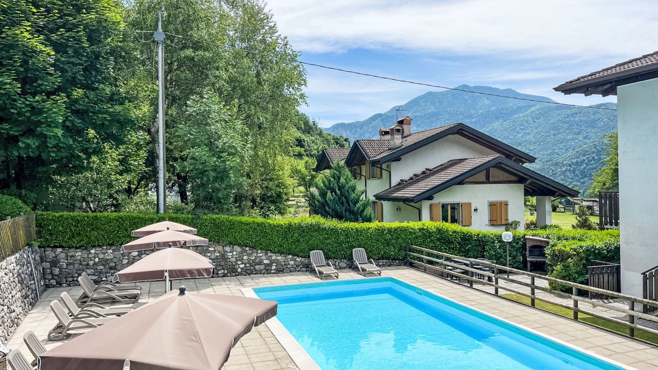 Photo of Outdoor in Mezzolago