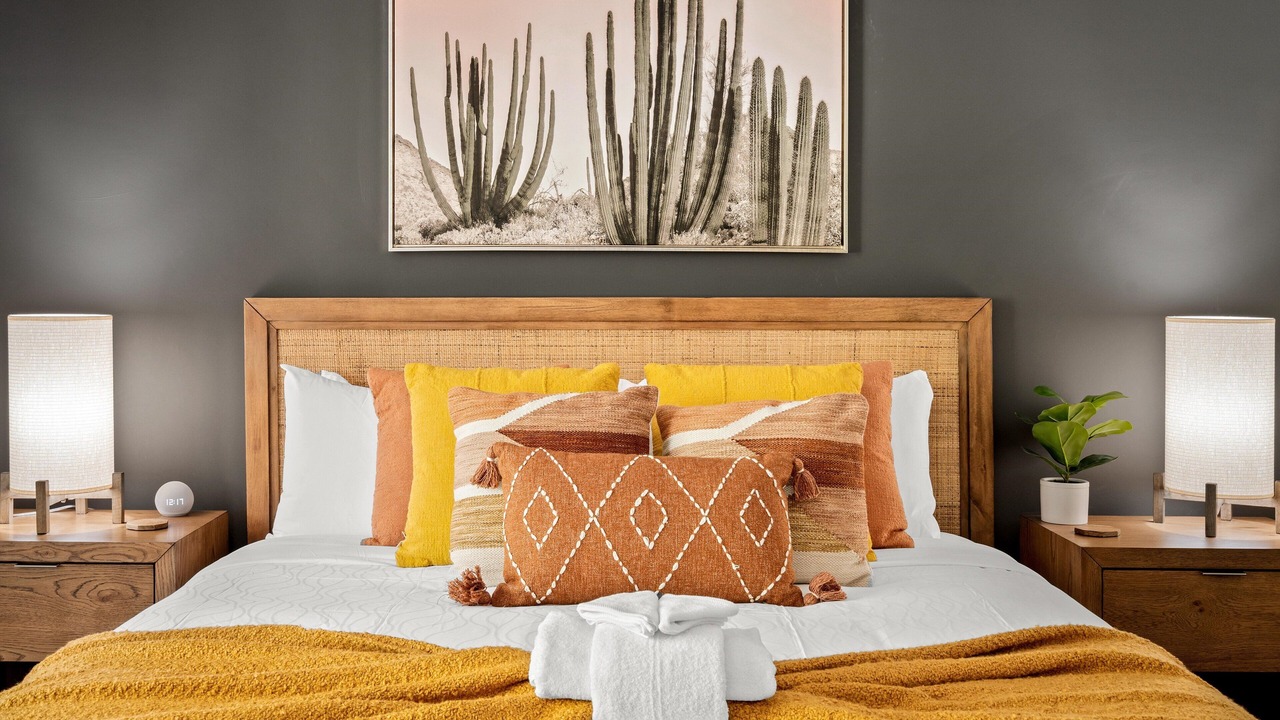 Photo of Bedroom in Cave Creek