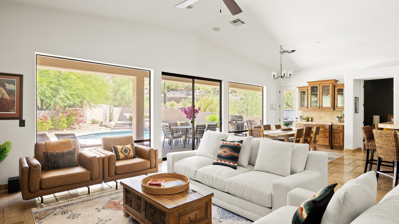 Photo of Livingroom in Cave Creek