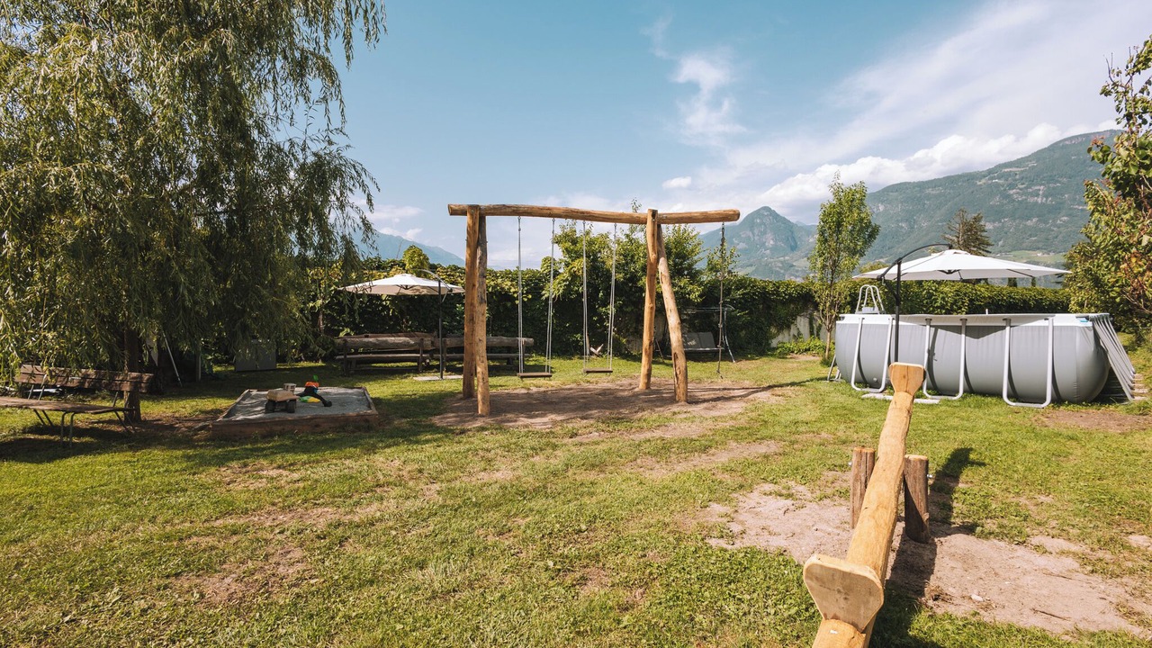 Photo of Outdoor in Lana