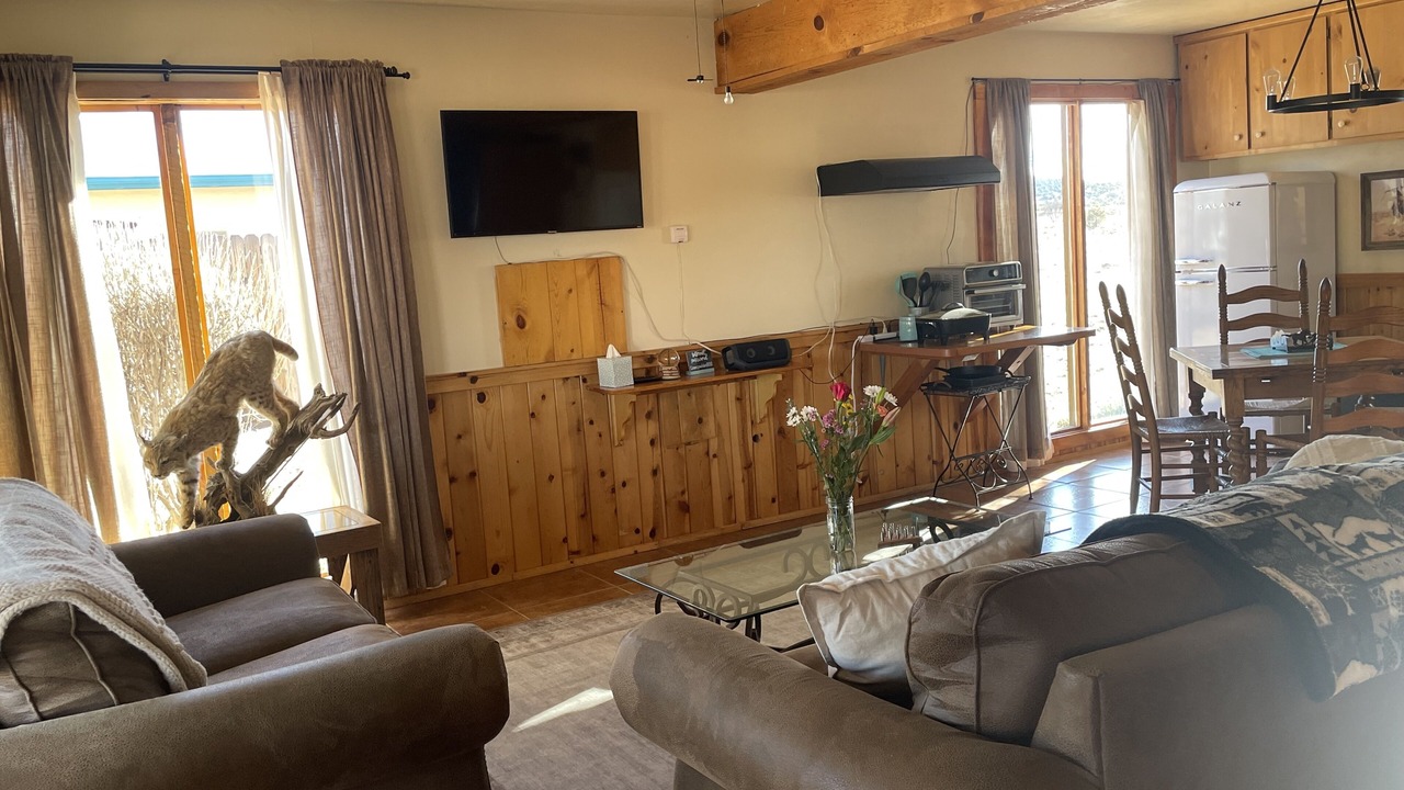Photo of Livingroom in Paulden