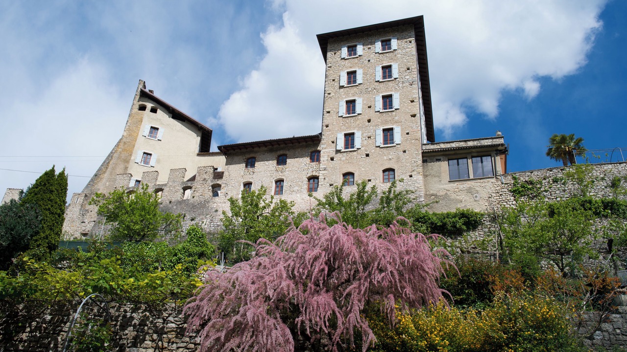 Photo of Outdoor in Tenno