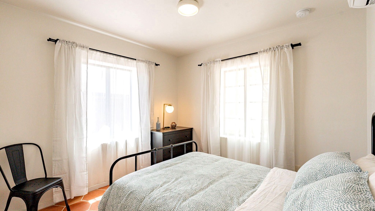 Photo of Bedroom in Blenman-Elm