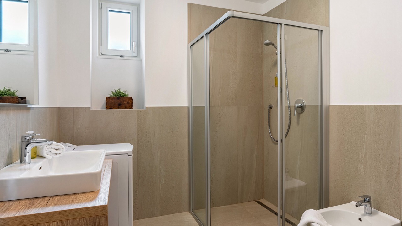 Photo of Bathroom in Auer