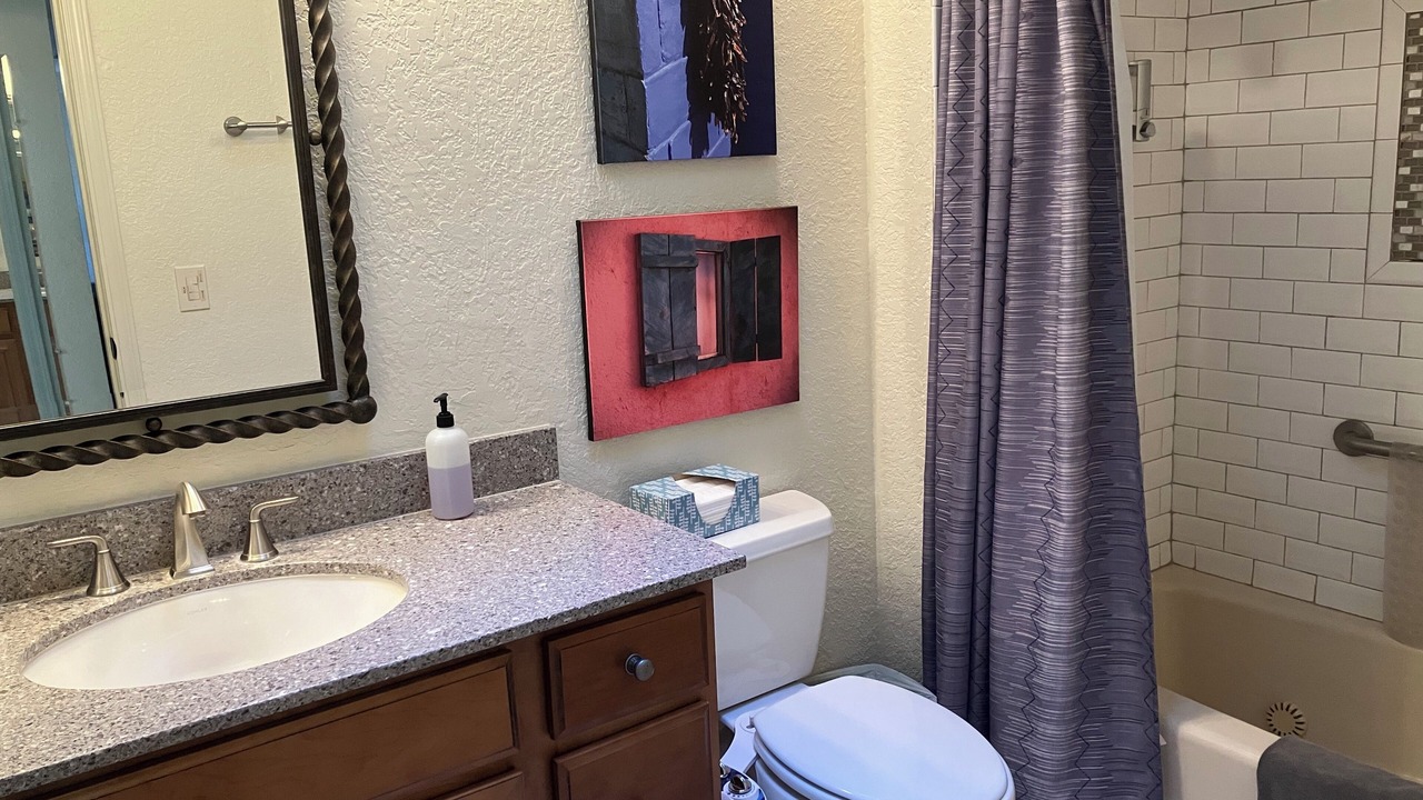 Photo of Bathroom in Green Valley Country Club Estates