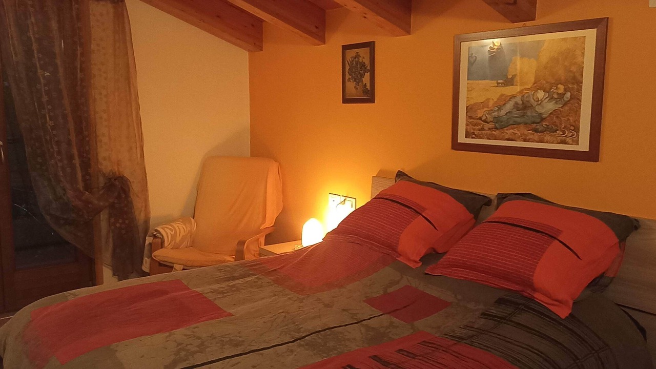 Photo of Bedroom in Bolognano-Vignole
