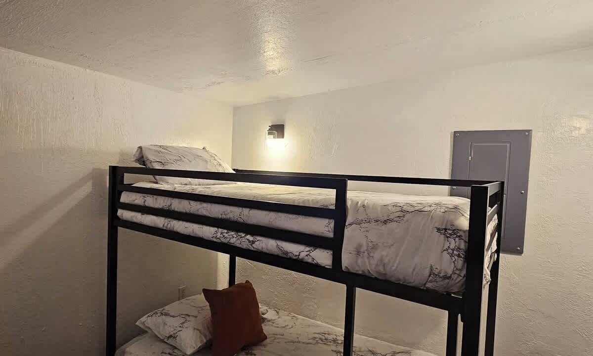 Photo of Bedroom in Meadview