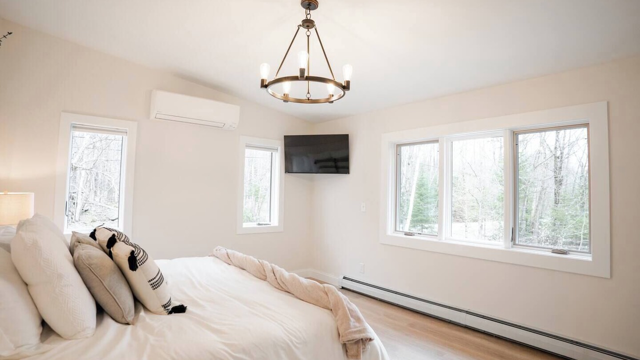Photo of Bedroom in East Haven  Rutland County